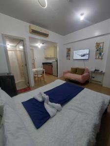 cozy Avah condotel newport