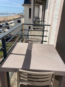 Le Dream by TAH - Face mer avec balcon, parking et WIFI