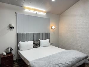 The Wild Orchid Resort Corbett