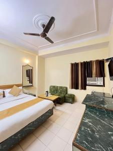 Hotel Silver Shine New Delhi