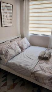 8 Spatial 2BR Condo with Coffee Station