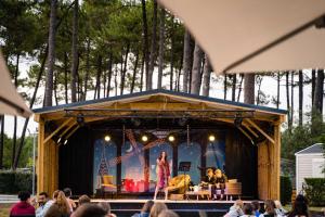 Campings Mobilhome Mag Ced les Dunes de contis Piscines et Plage : photos des chambres