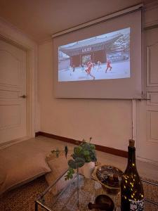 House of Lotus #1min fr Stn Line2 #Seoul city Travel #Quite&Cozy #Yoga&Meditation