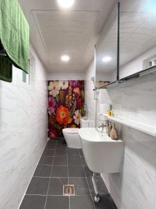 Căn Hộ 2 Phòng Ngủ (Two-Bedroom Apartment)