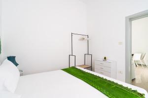 Villa Nuvole Bianche con Piscina by Wonderful Italy