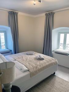 KLARA Living Apartment, old town house, SEA VIEW