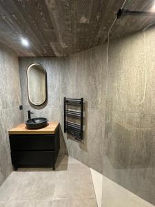 Maisons de vacances Chalet Jean (Coeur de Morzine) Jacuzzi & Sauna : photos des chambres