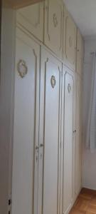 Guest House em Botafogo - vista, tranquilidade e camas individuais em ambiente exclusivo para até 5 hóspedes -acesso somente por escadas