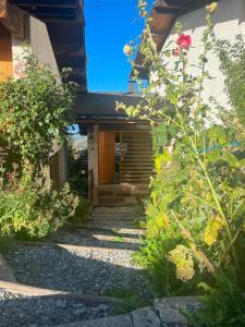 Grand appartement vue Montagne plein sud grand garage sur demande