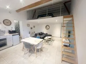 A deux pas des péniches - 卡斯特尔萨拉桑