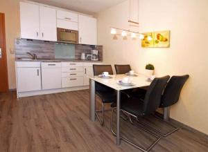 Yachthafenresidenz-Wohnung-8304-860