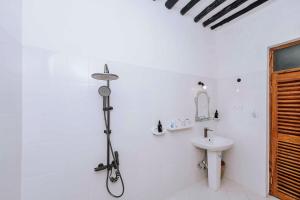 Bwejuu Beach Duplex Bungalow