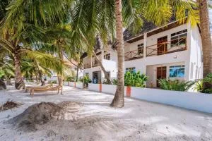 Bwejuu Beach Duplex Bungalow - 米查维