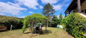 Maisons de vacances Domaine pour 8 personnes avec piscine : photos des chambres