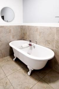 Bokmakierie Gastehuis Emalahleni Pty Ltd