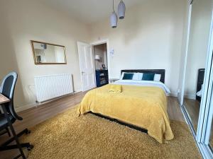VS-Entire Flat-Central Scotland-Falkirk, Self-Check-in , Pet-friendly with Parking