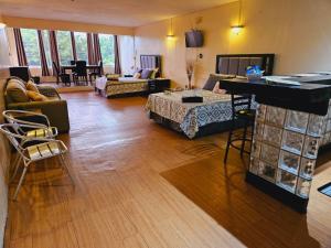 West Side Studio Apartments