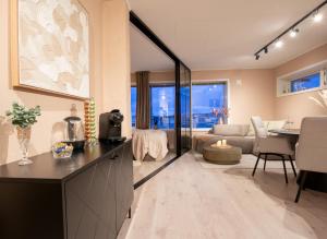 Uranus apartment - view over Tromsøya