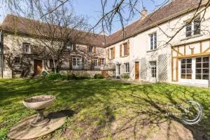 Maison familiale dans le Perche - Courgeon