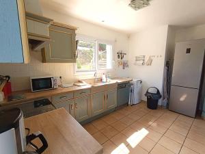 Villas Villa VUE SUR MER avec terrasse a 400m de la Mer a PLEUMEUR-BODOU - Ref 221 : photos des chambres