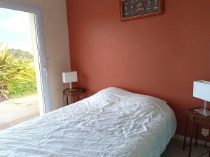 Villas Villa VUE SUR MER avec terrasse a 400m de la Mer a PLEUMEUR-BODOU - Ref 221 : photos des chambres