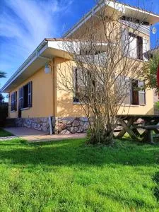 Chalet céntrico costero en Gijón - Corolla