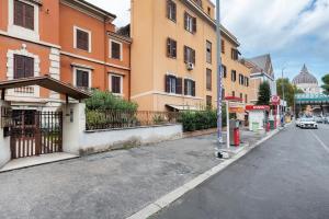 Marisa Vatican House Rome