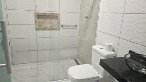 Casa na Martin de Sá com piscina e 100 mts da praia