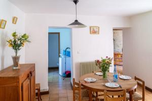 Maisons de vacances Gite La Cazelle 4/6 personnes du Presbytere : photos des chambres