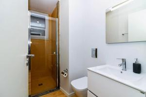 Mourarias Place - Yellow Studio