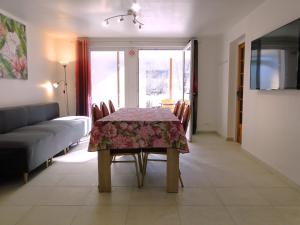 Appartements Gite 1804 Montagnes du Jura avec Spa et Sauna classe 3 etoiles : photos des chambres