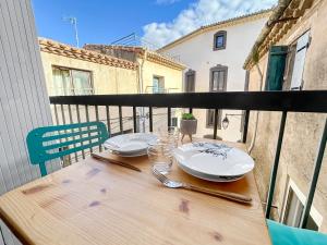 Maisons de vacances Maison charmante clim et balcon en centre ville : photos des chambres
