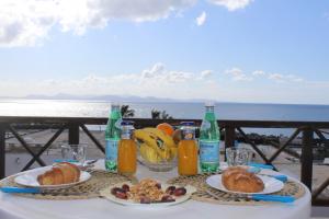 vista lobos flamingo beach