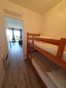 Appartements Studio dans une residence - S04107 : photos des chambres
