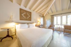 Double Room Garden (2 Adults) room in Huerto del Cura