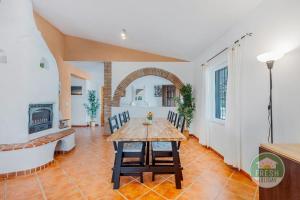 Villa Enya - remote villa with the best views