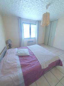 Maisons de vacances Charmante maison proche plage - 5242 : photos des chambres