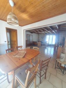 Maisons de vacances Charmante maison proche plage - 5242 : photos des chambres