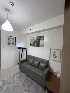 Minamalist modern Condo with Chic touches "Stenna"