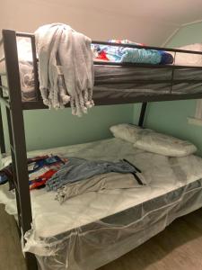 The Cozy Crab Cottage