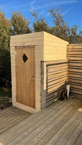 Eyja Mork - Aurora Dome with Private Bathroom and other facilities