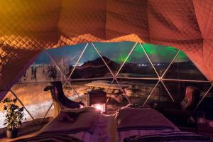Eyja Mork - Aurora Dome with Private Bathroom and other facilities