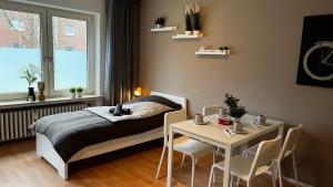 Geräumige Handwerkerunterkunft mit Balkon