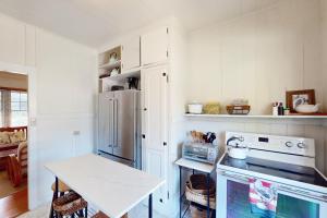 Garden Cottage A & B