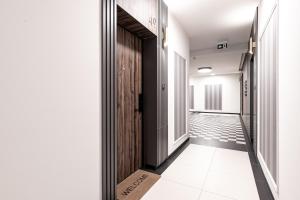 SuperApart Holzera 6 - Parking