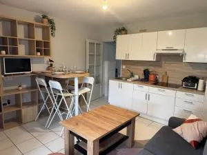 ღ Le Prieuré - Avec Wifi, Terrasse & Parking - Cité de Beauregard