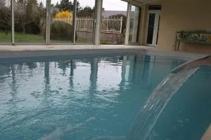 Maison de campagne au calme piscine intérieure toute l'année - Villiers-Fossard