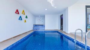 Apartment with Private Pool - 3115