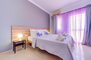 Sliema Exquisite Penthouse with Jacuzzi 2 Bedroom