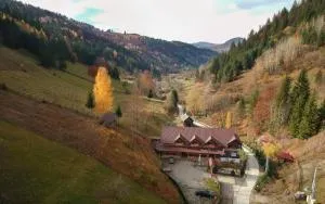 Pensiunea Vânătorul - 红湖